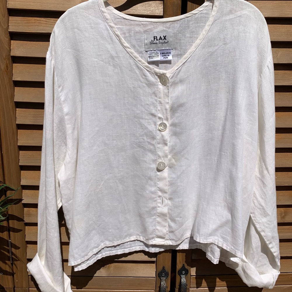 Cropped vintage long sleeve Linen button down